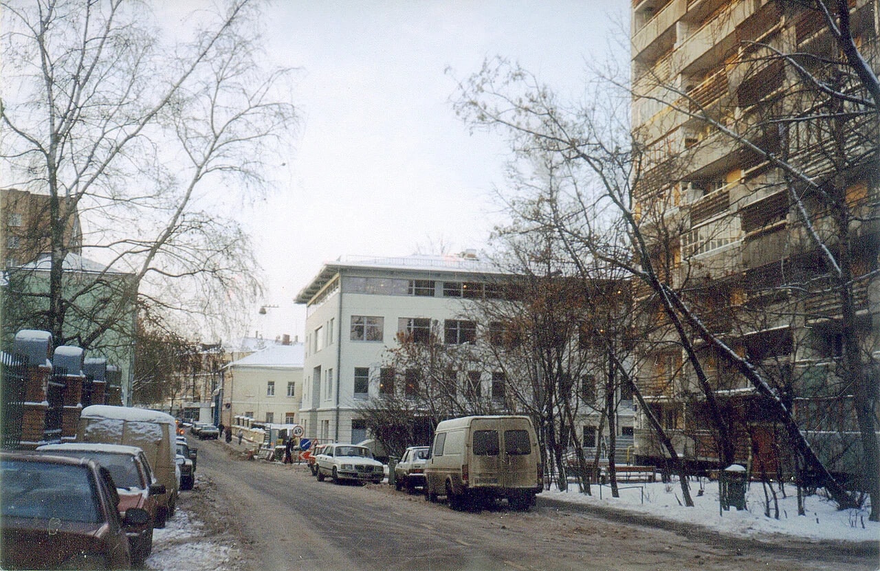 Административное здание в Б.Саввинском переулке